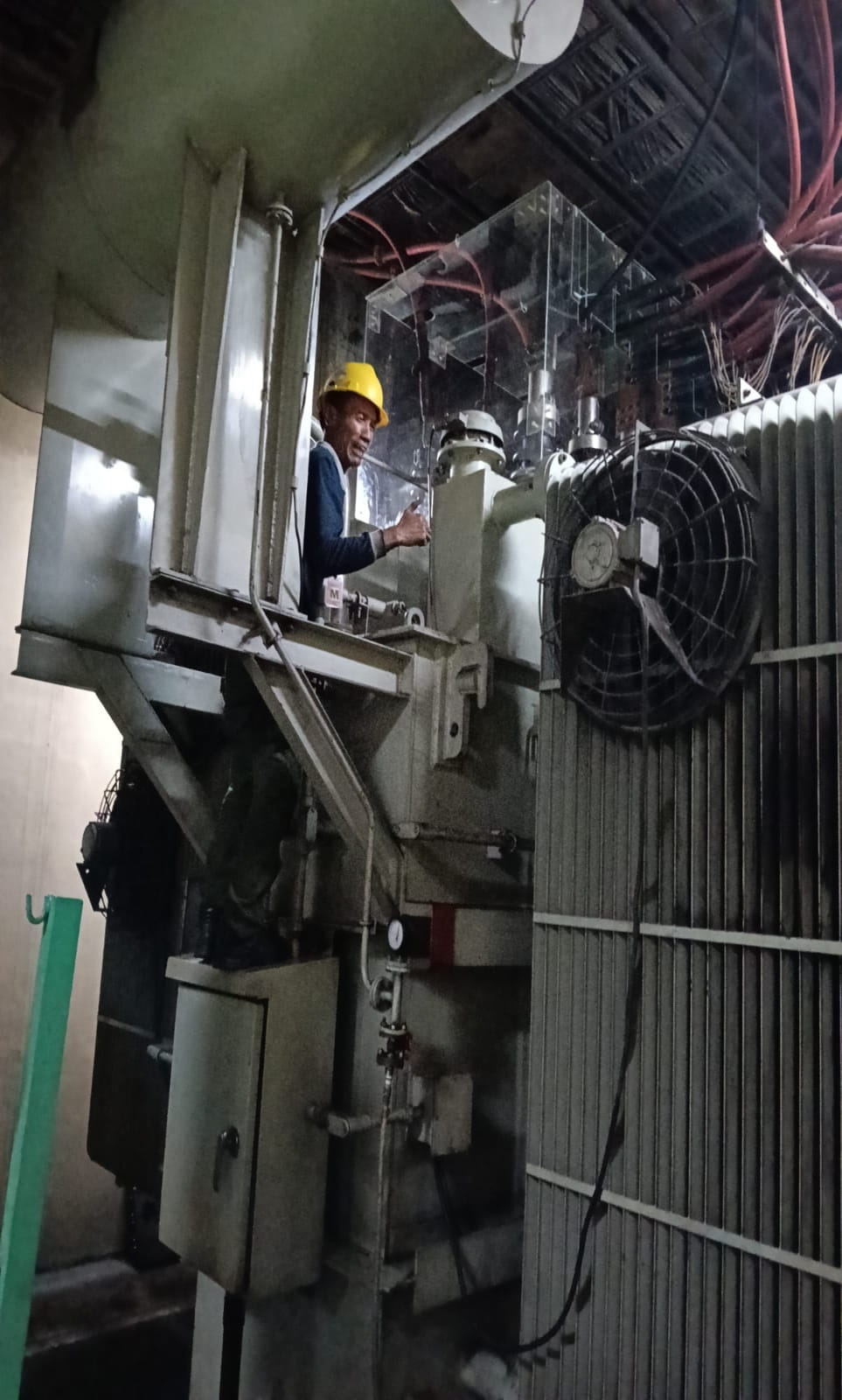 Maintenance Panel dan Trafo di PT Lywayway