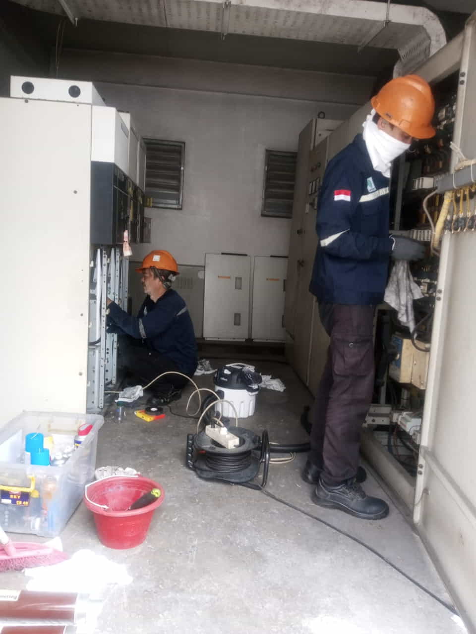 Maintenance Panel dan Trafo di PT Lywayway
